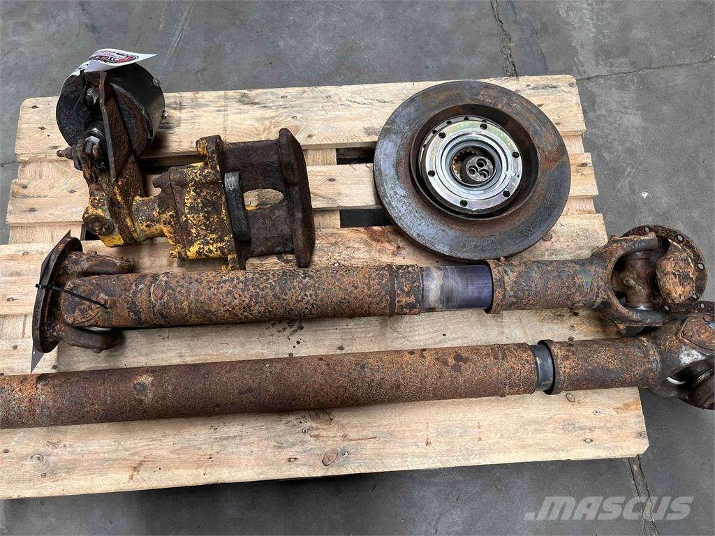 Volvo A25C 6x6 kardan Ostale komponente za građevinarstvo