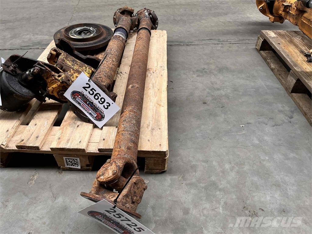 Volvo A25C 6x6 kardan Ostale komponente za građevinarstvo