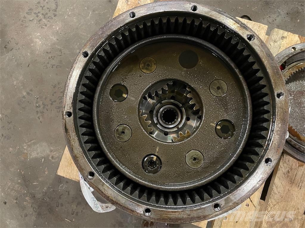 Volvo EC230B Køregear Transmisija
