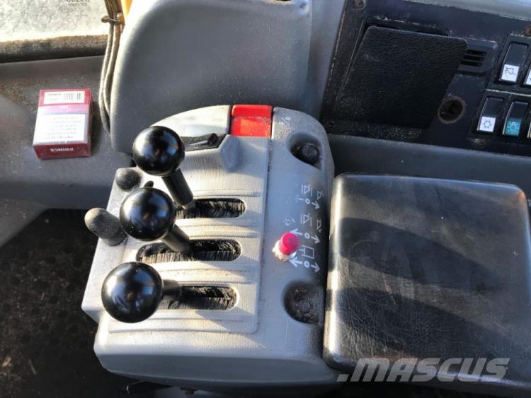 Volvo L180E til ophug Utovarivači na točkove