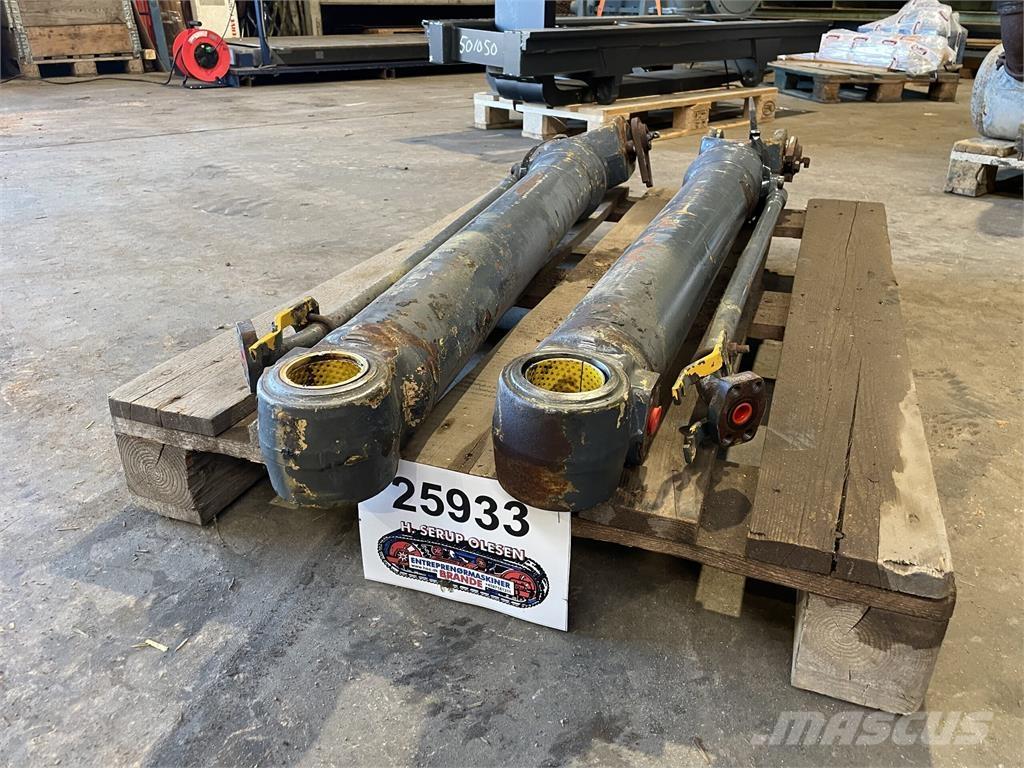 Volvo L70B løftecylinder Hidraulika