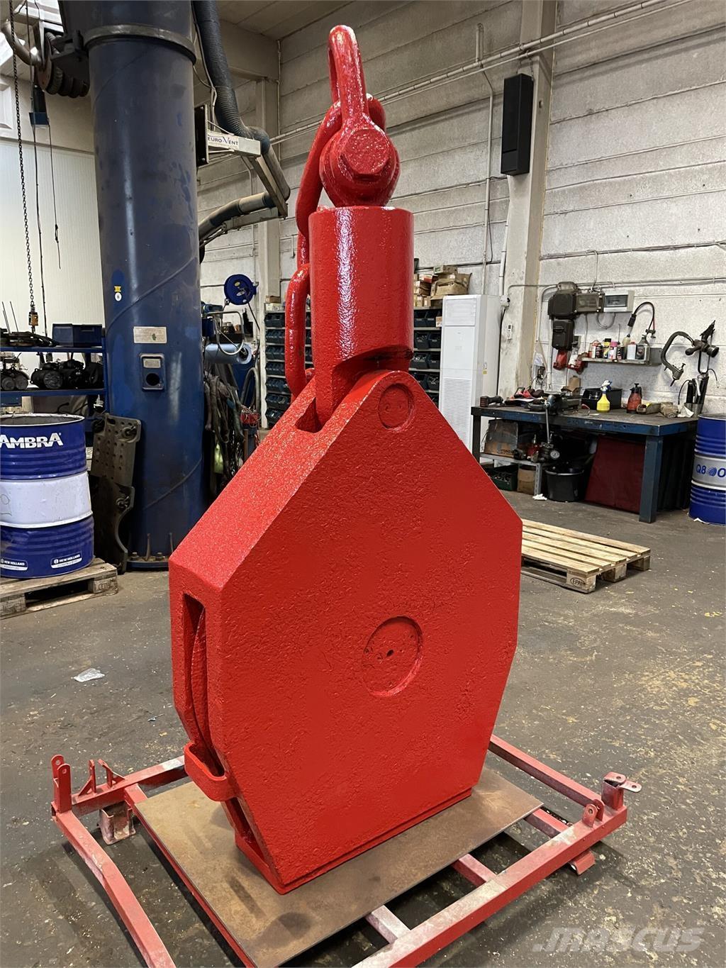  Wireblok - ca. 100 ton Delovi i oprema za kran