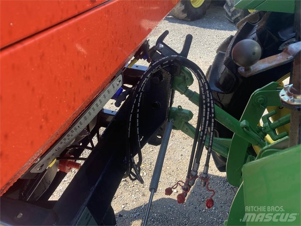 Kuhn MDS Rasturači mineralnog đubriva