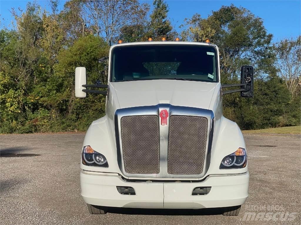 Kenworth T680 Tegljači