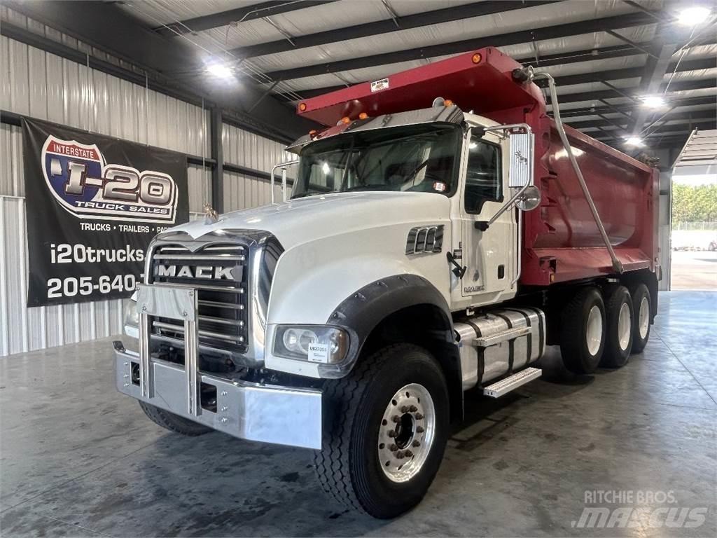 Mack GU713 Kiperi kamioni