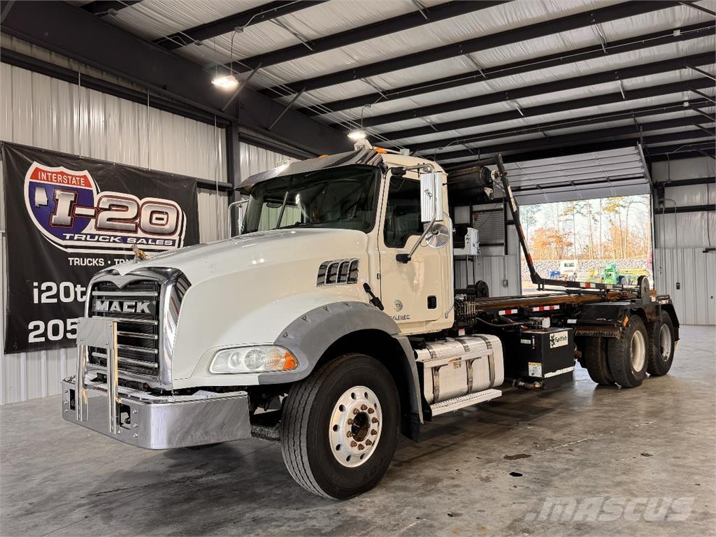 Mack GU813 Kontejnerski kamioni