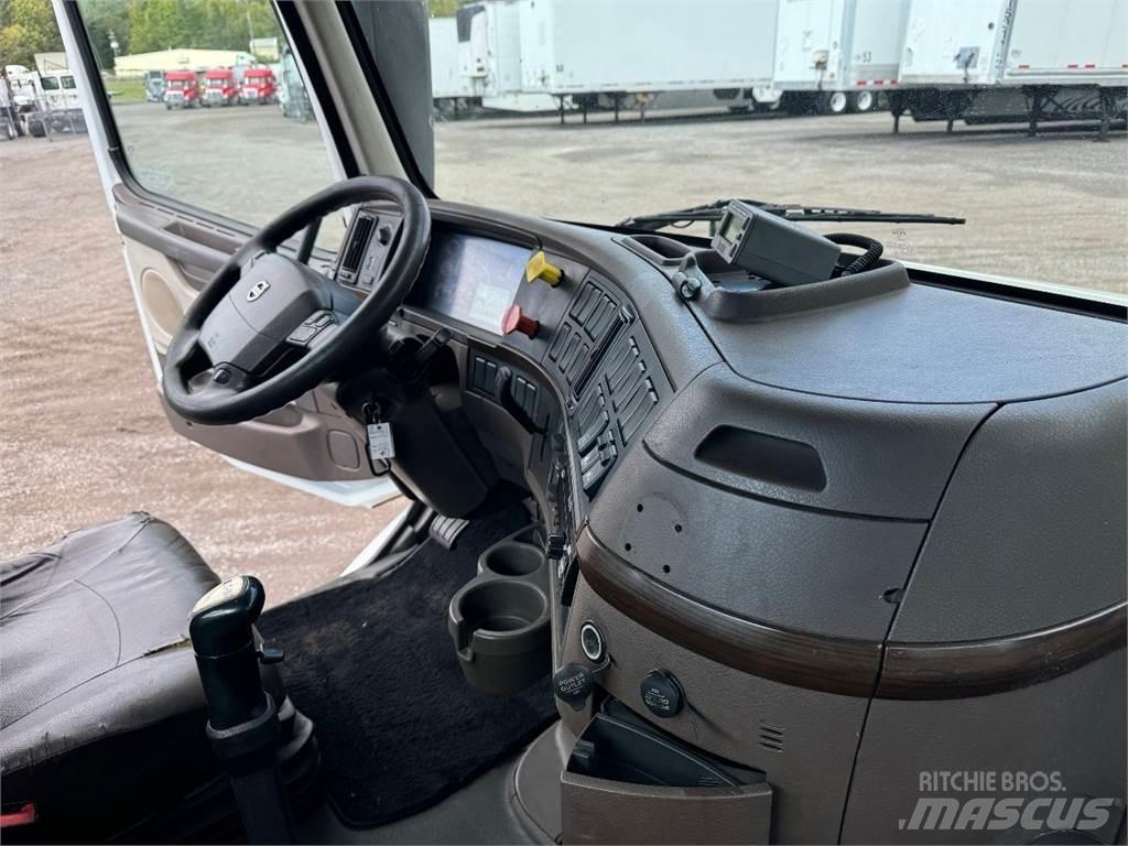 Volvo VNL42T300 Tegljači