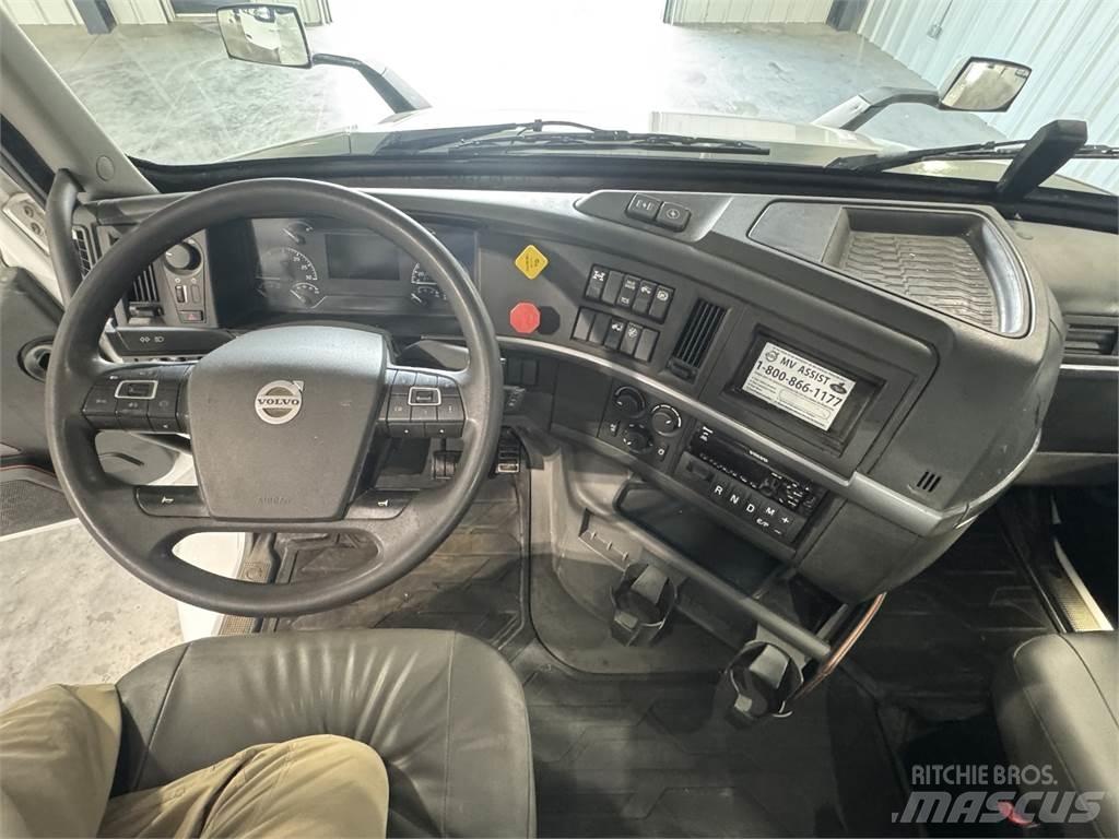 Volvo VNR64T300 Tegljači