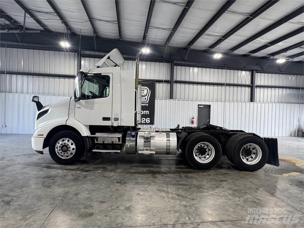 Volvo VNR64T300 Tegljači