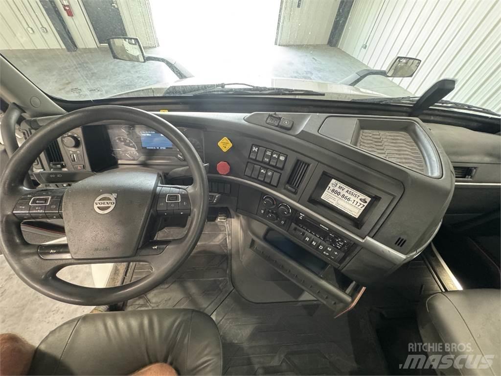 Volvo VNR64T300 Tegljači