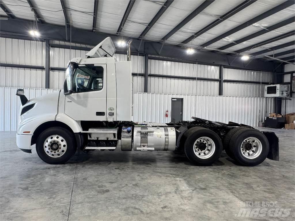 Volvo VNR64T300 Tegljači