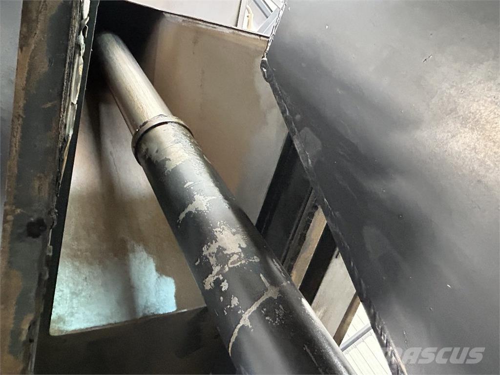 Western Star 4700SF Kiperi kamioni