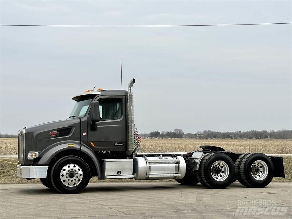 Peterbilt 567 Tegljači