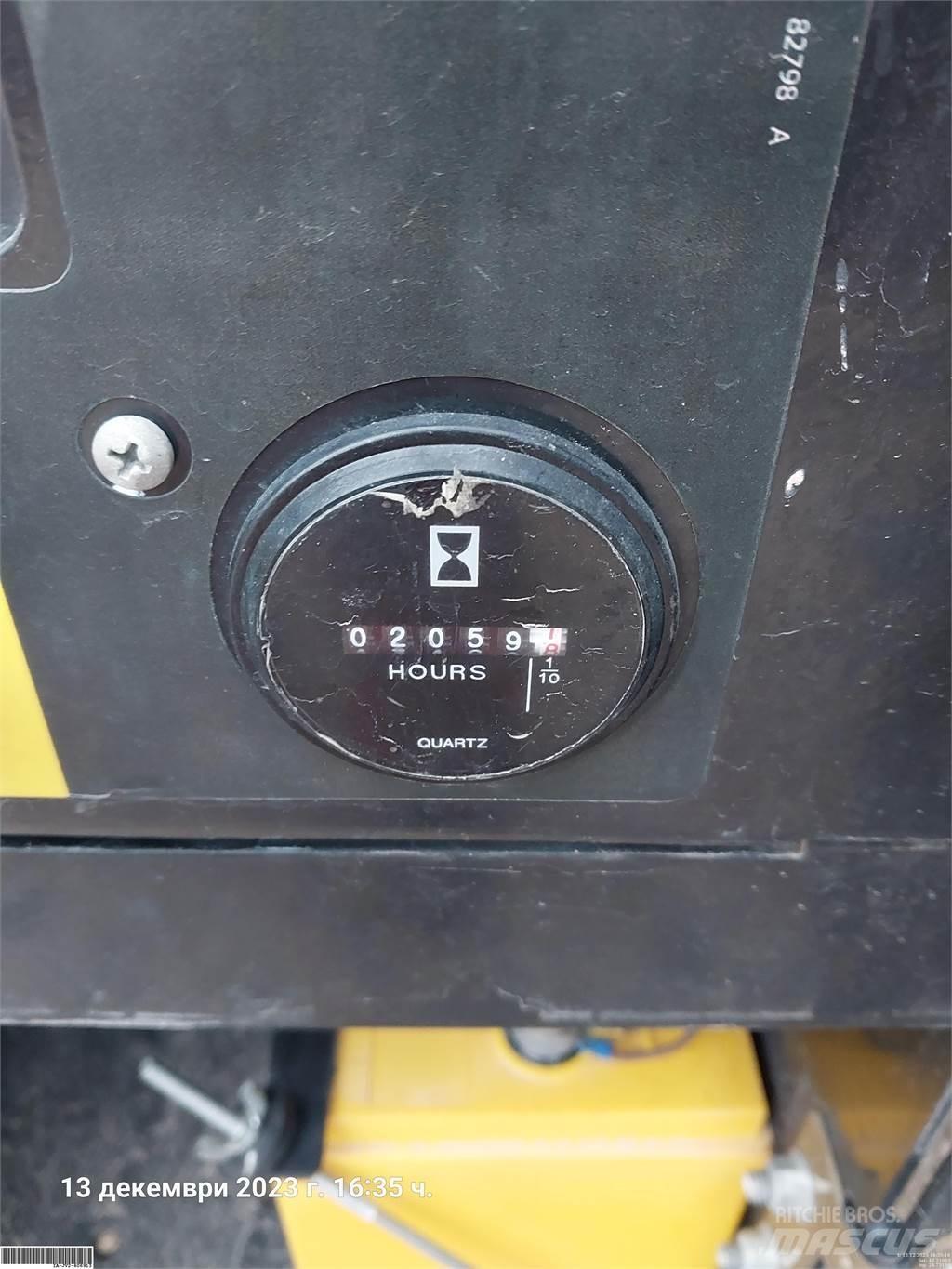 Genie GS4390RT Makazaste platforme