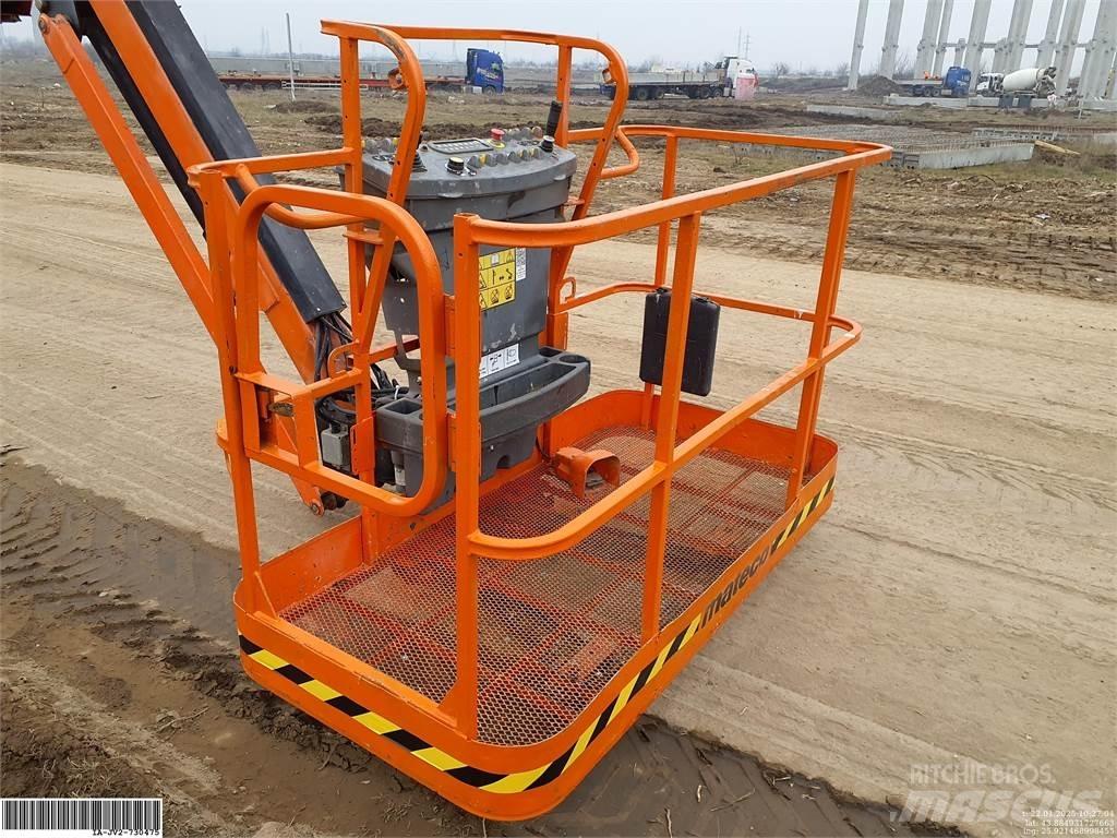 JLG 860SJ Zglobne podizne platforme
