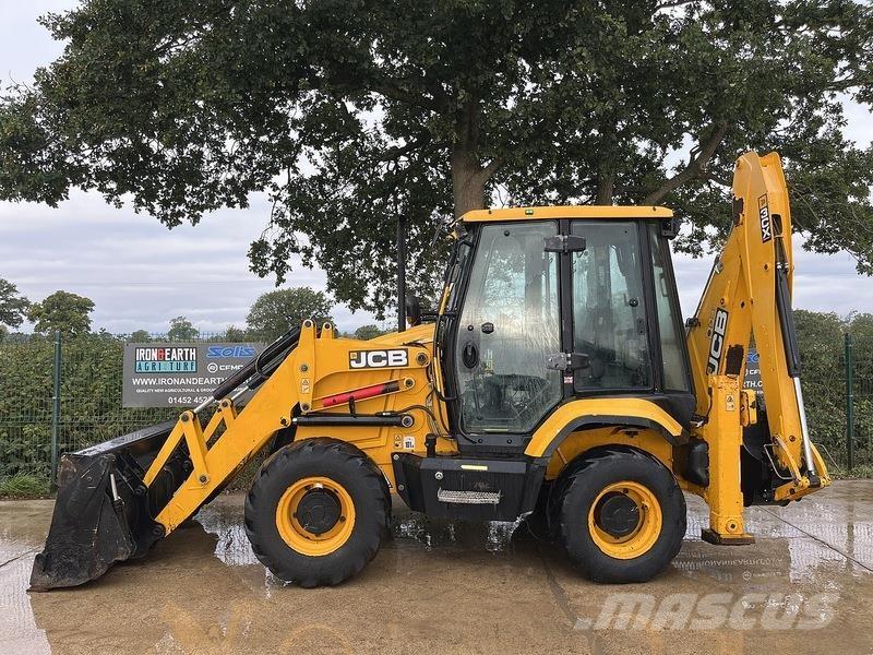 JCB 3CX Compact Bageri guseničari