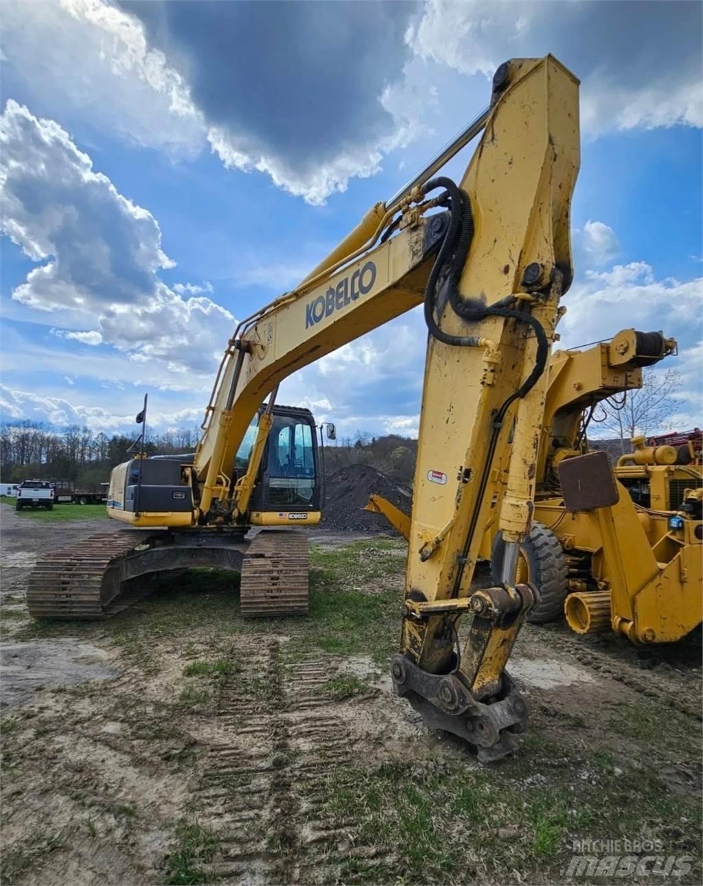Kobelco Sk210LC Bageri guseničari