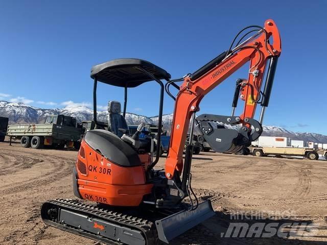 AGT QK30R Bageri guseničari