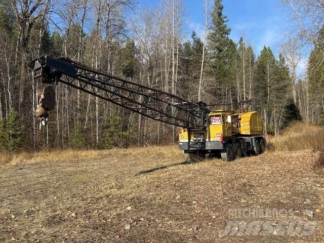 American 4460 All terrain cranes