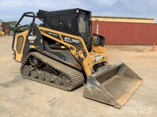 ASV RT120 Skid steer mini utovarivači