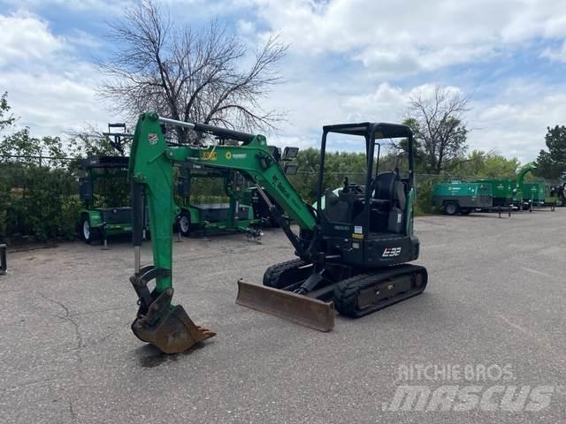 Bobcat E32 Bageri guseničari