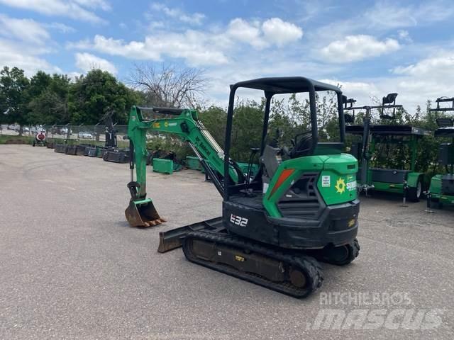 Bobcat E32 Bageri guseničari