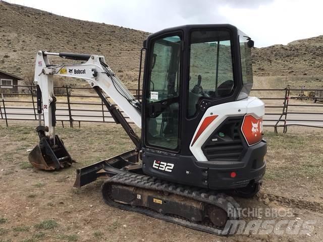 Bobcat E32i Bageri guseničari