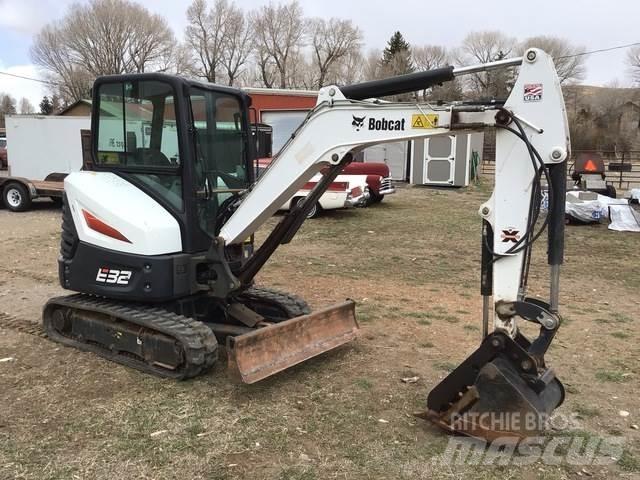 Bobcat E32i Bageri guseničari