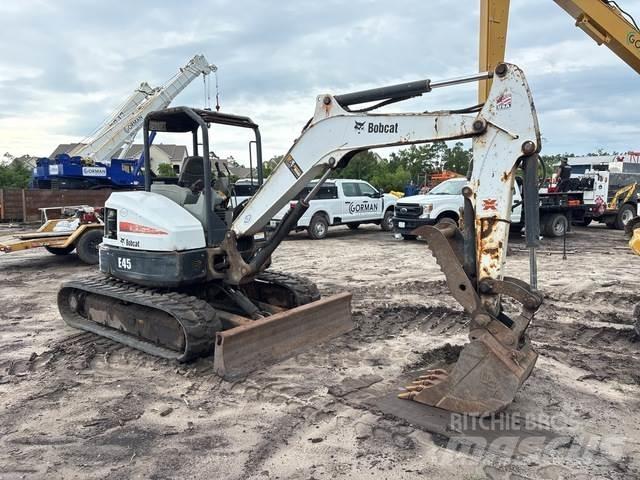 Bobcat E45 Bageri guseničari