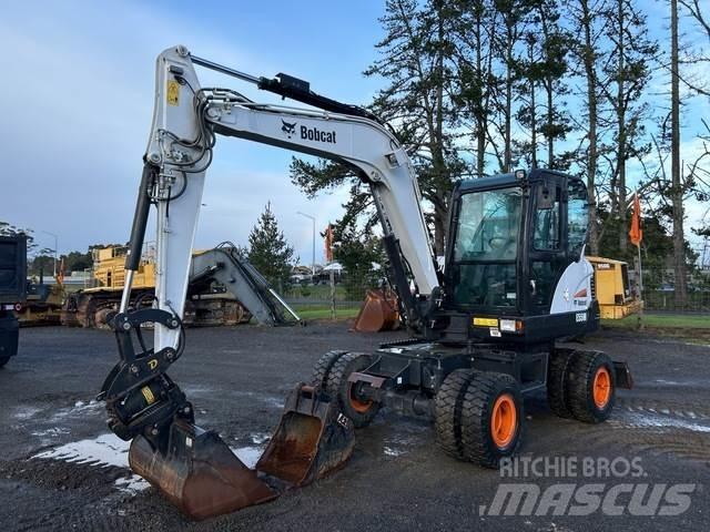 Bobcat E55W Bageri točkaši
