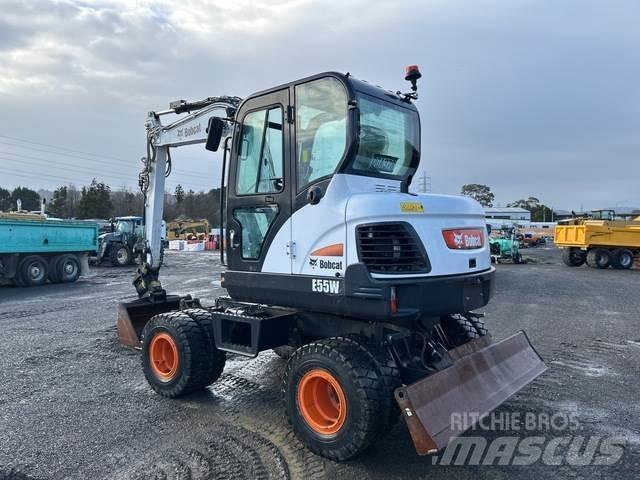 Bobcat E55W Bageri točkaši