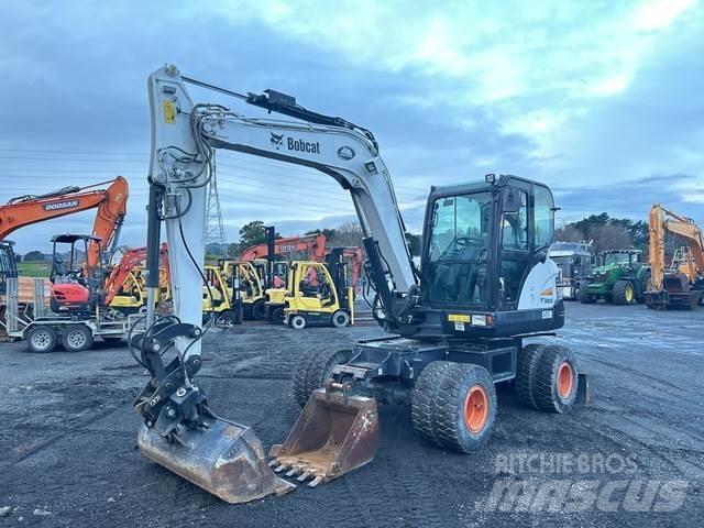 Bobcat E55W Bageri točkaši