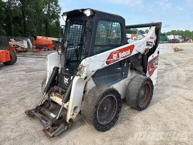 Bobcat S76 Skid steer mini utovarivači