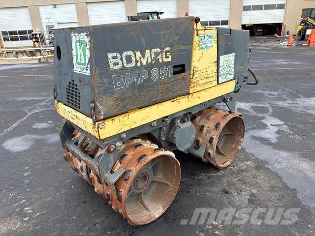Bomag BMP851 Nabijači zemlje