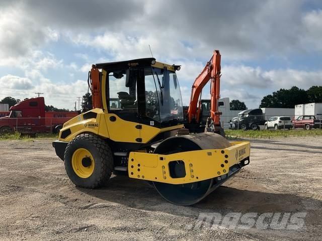 Bomag BW177D-5 Valjci sa jednim bubnjem