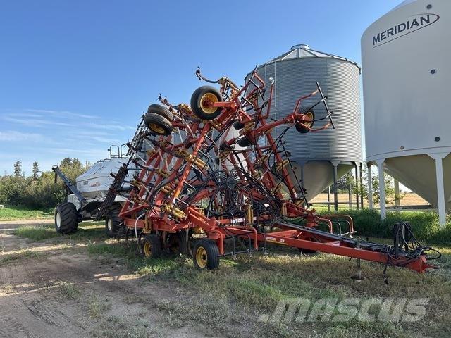Bourgault 8810 Sejačice