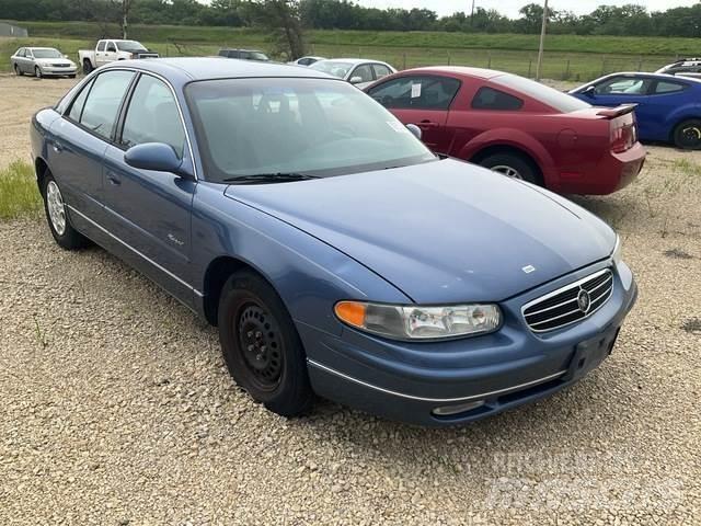 Buick Regal LS Automobili