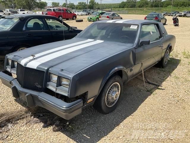 Buick Riviera Automobili