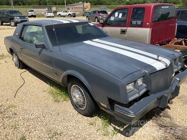 Buick Riviera Automobili