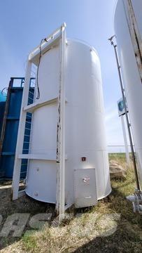  Calroc Prikolice za cisterne