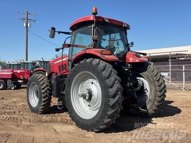 Case IH 215 Traktori