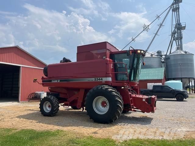 Case IH 2344 Kombajni