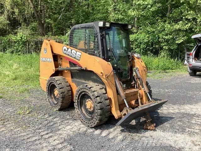 CASE SR240 Skid steer mini utovarivači