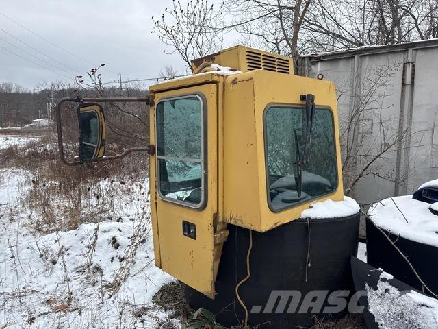 CAT  Kabine i unutrašnjost