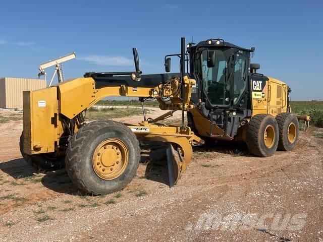 CAT 140M2 AWD Grejderi
