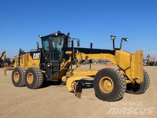 CAT 14M Grejderi