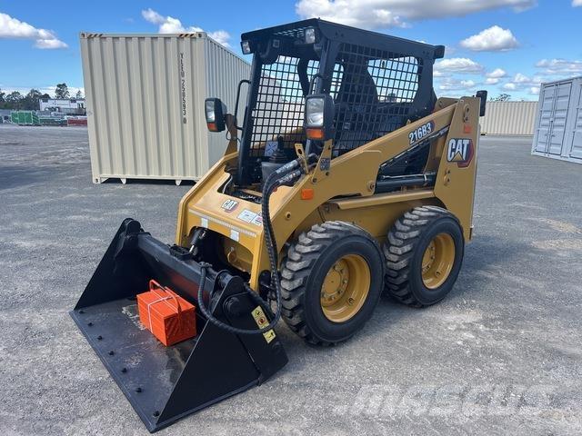 CAT 216B3 Skid steer mini utovarivači
