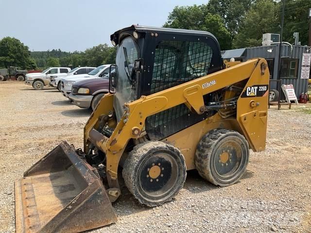 CAT 226D Skid steer mini utovarivači