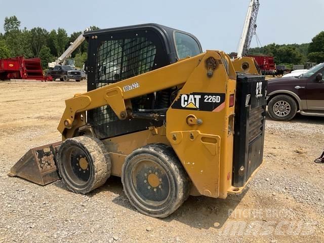 CAT 226D Skid steer mini utovarivači