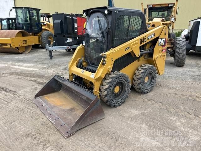 CAT 226D3 Skid steer mini utovarivači